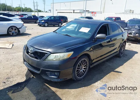 2011 Toyota Camry Se z USA, uszkodzony, nr VIN 4T1BF3EK9BU136718